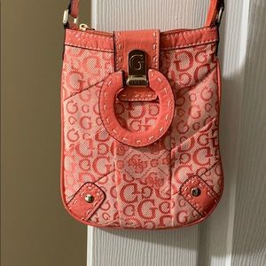 Guess crossbody purse